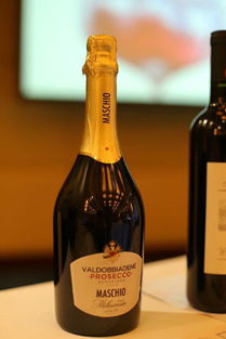 優(yōu)尼特?cái)yGIV在蓉舉行“意優(yōu)未盡”精品意大利葡萄酒品鑒會(huì) 與國(guó)產(chǎn)葡萄酒共綻芬芳